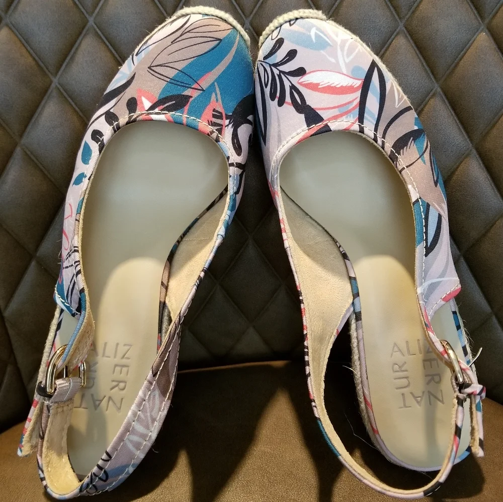 Naturalizer Espadrille Wedge Heel Sandal Blue Pink Neutral Floral Print Boho
